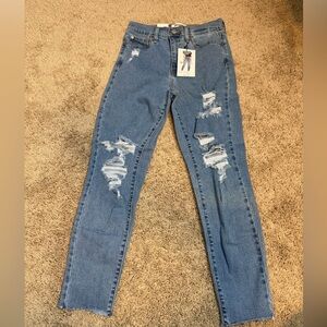 Denizen NWT Levi’s Love Stretch Juniors Ripped Distressed Mom Jeans Size 1 25